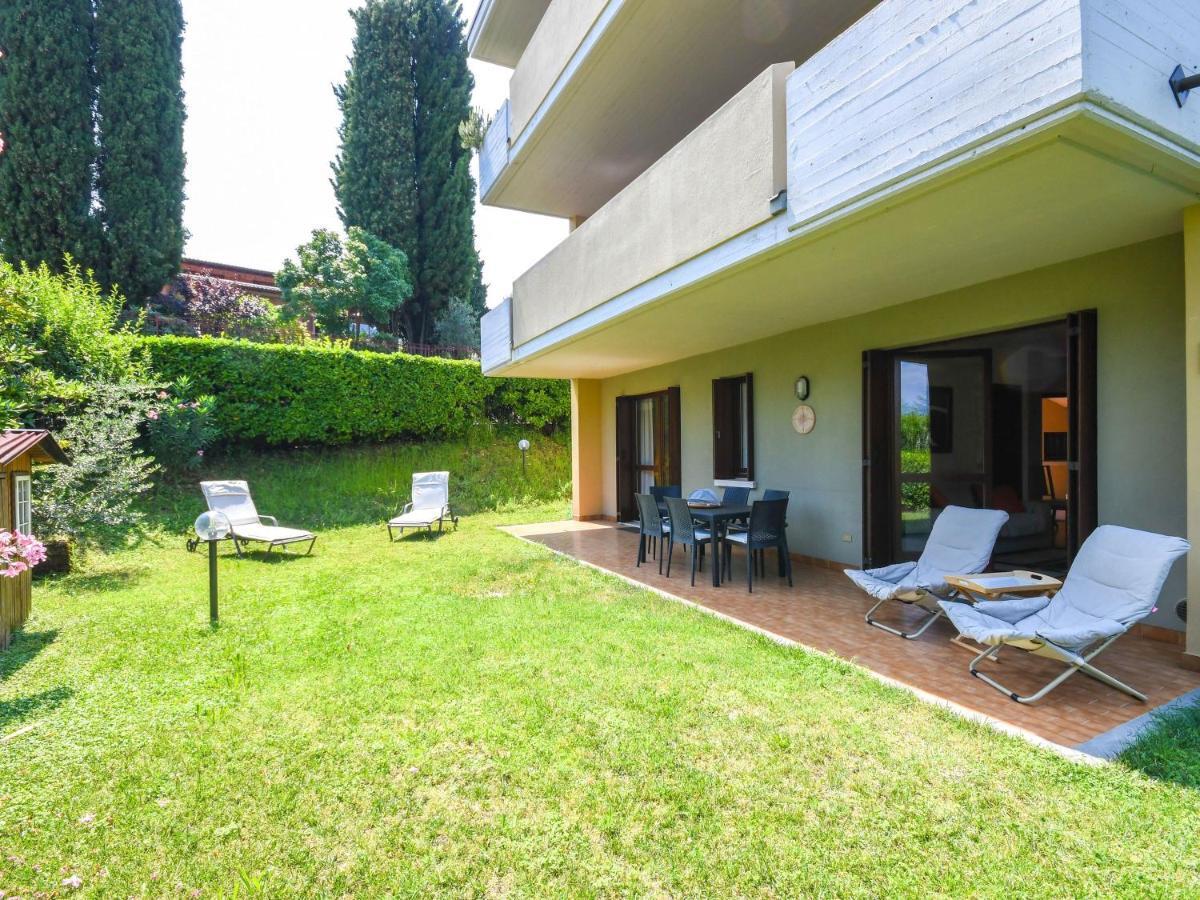 Casa Barbara Apartment Salò Екстериор снимка