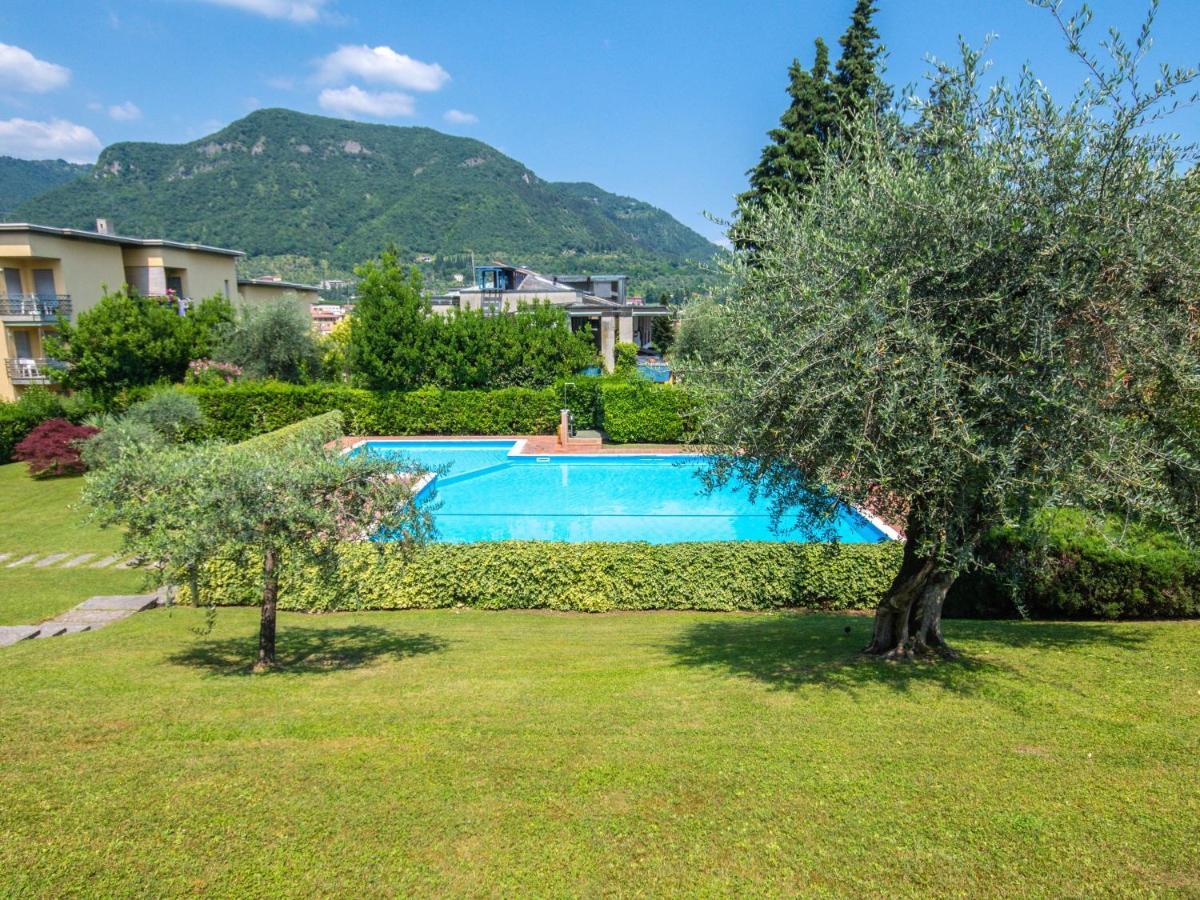 Casa Barbara Apartment Salò Екстериор снимка