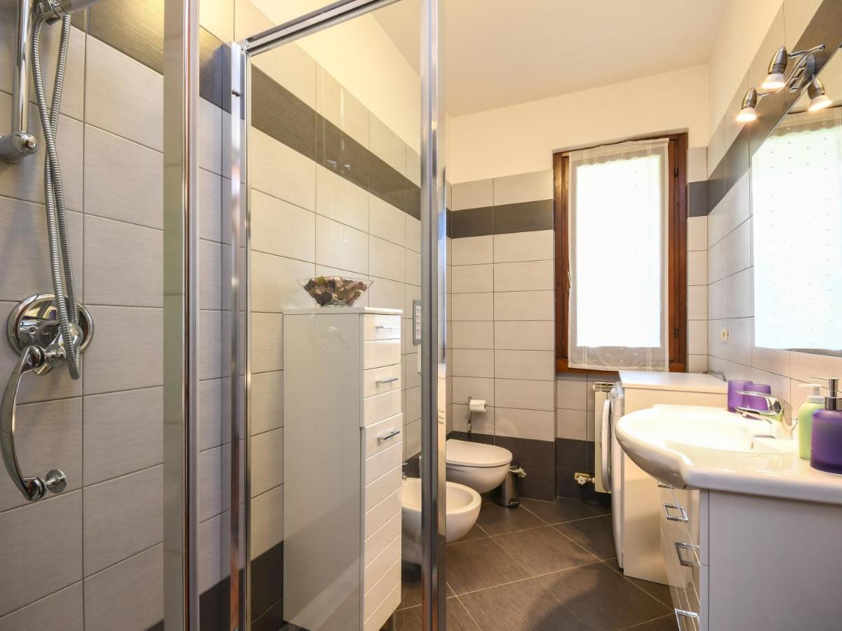 Casa Barbara Apartment Salò Екстериор снимка